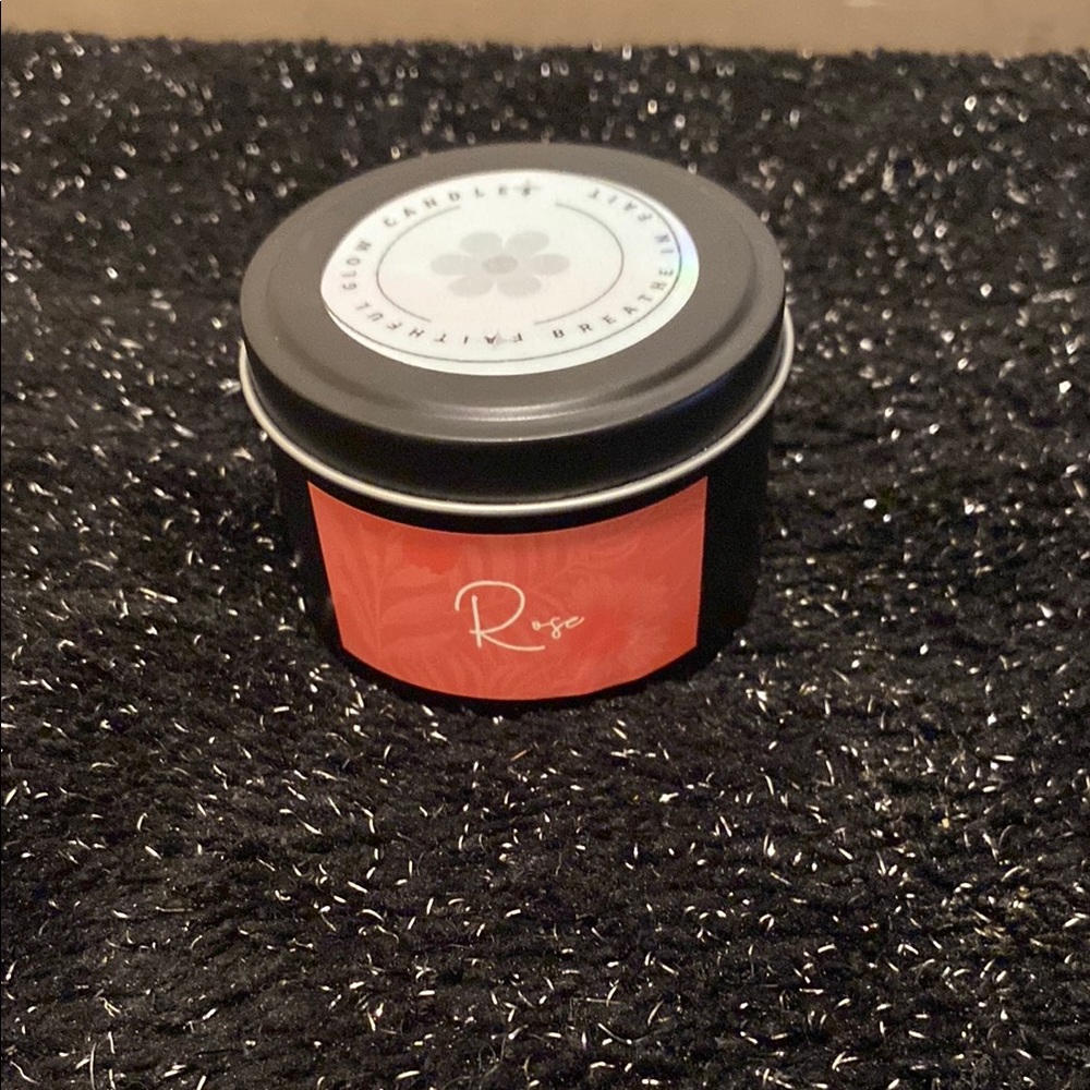 Rose Scented Candle in Black Tin